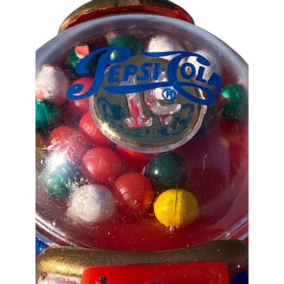 Vintage Source Mfg. Plastic Pepsi-Cola Gumball Machine Refrigerator Magnet EUC - Picture 8 of 12